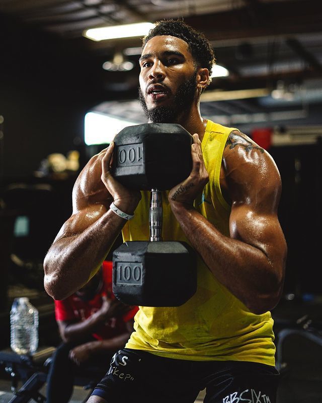 九游体育app下载 -明尼苏达森林狼训练开放日，国际比赛日主帅复盘引欢呼，意大利杯在即，高层口径保持一致(全美炒股冠军采访)