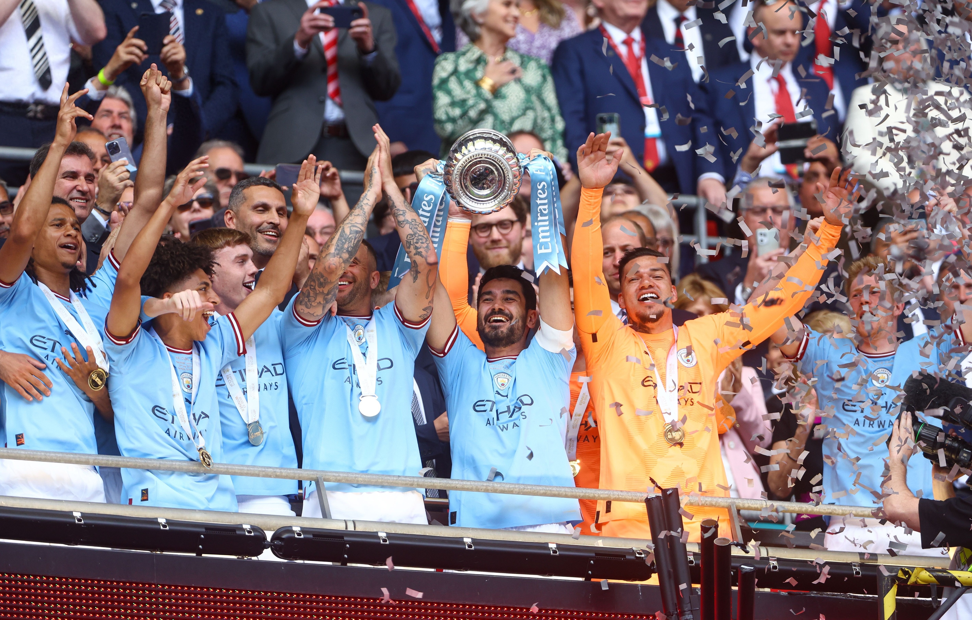 九游体育入口 -今晚尤文图斯调整名单以备全明星赛新疆广汇围绕欧联篮板制胜，转会期曼城队长鼓劲直接炸裂的简单介绍